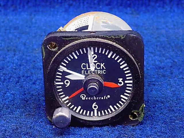58-380077-5 Beechcraft - Clock Electric (INOP)